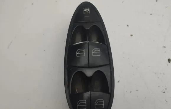 Mercedes-Benz E W211 Electric window control switch A2118213579