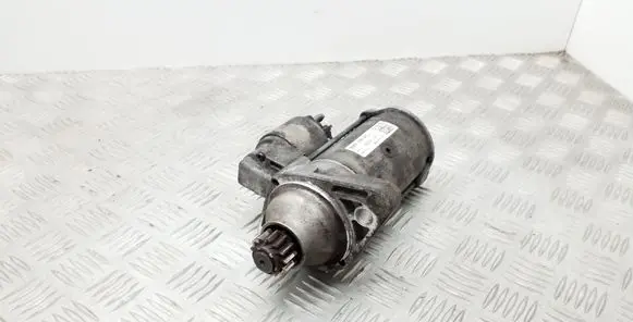 Volkswagen PASSAT B8 Starter motor 02Z911021K