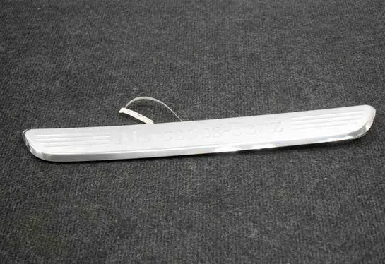 Mercedes-Benz GLC X253 C253 Front sill trim cover A2056802135 A2056800535