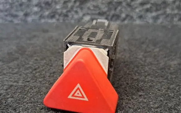 Volkswagen Golf Plus Hazard light switch 5M0953509A