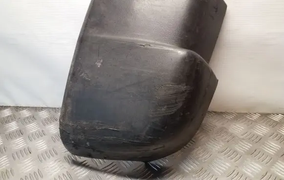 Rear bumper corner part panel trim