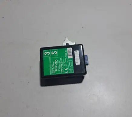 Toyota Prius (XW30) Door central lock control unit/module 8974047030