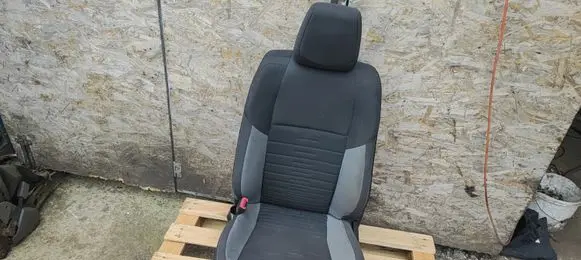Toyota Auris E180 Front driver seat 