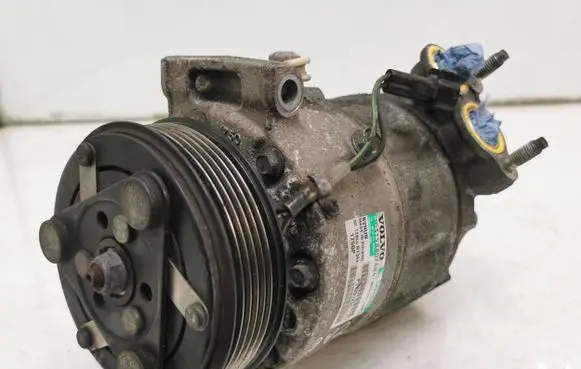 Volvo V40 Air conditioning (A/C) compressor (pump) P31291251 031588074b4