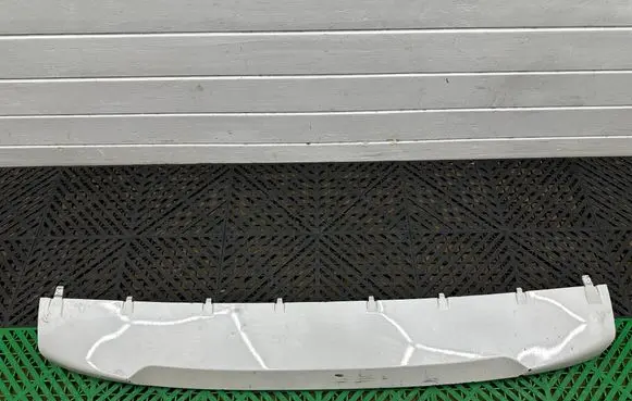 BMW X1 F48 F49 Front bumper lip 7425974