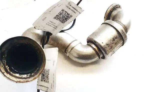 BMW 7 E65 E66 EGR valve line/pipe/hose 