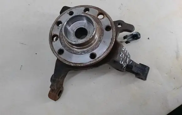 Opel Zafira A Front wheel hub spindle knuckle 24443539