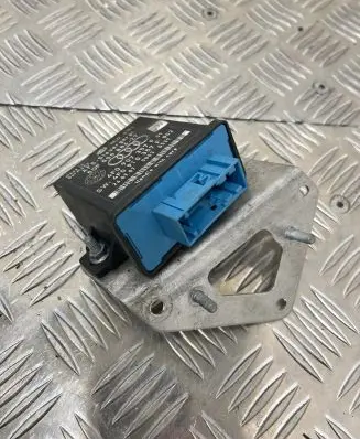 Audi A8 S8 D3 4E Light module LCM 4F0907357F 4F0910357F 5DF00888627