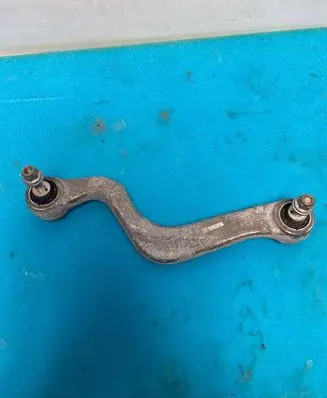 Land Rover Discovery Sport Rear control arm LK725B673AA LR137510 LK72-5B673-AB