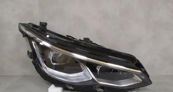 Volkswagen Golf VIII Headlight/headlamp 5H1941060 1711VF23B4B0 90181016