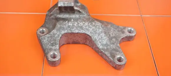 Ford Focus Gearbox mounting bracket F1F17M125DB M1DC