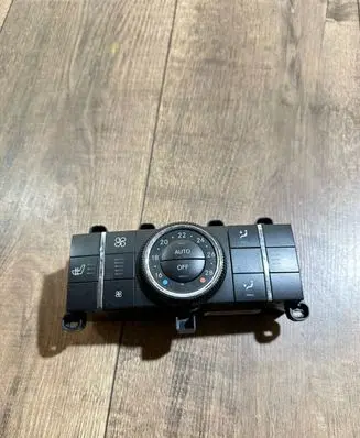 Mercedes-Benz GL X164 Climate control unit A1648700289 03420861