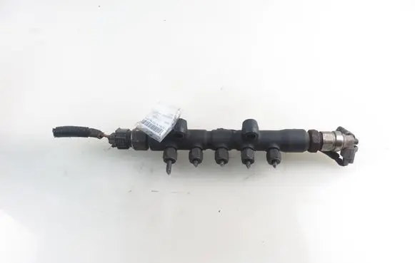Toyota Corolla E120 E130 Fuel main line pipe 8945860010