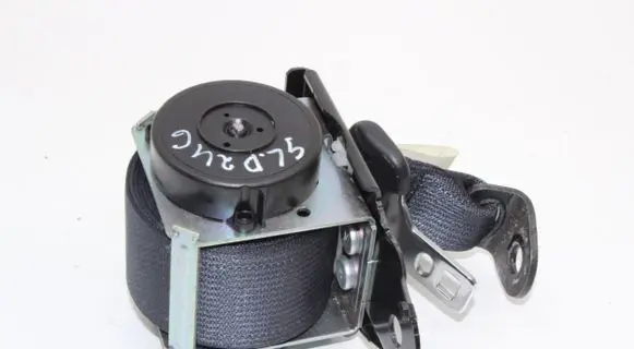 Mitsubishi ASX Rear seatbelt 6176638