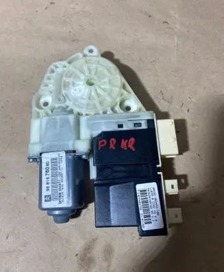 Citroen C4 I Front door window regulator motor 9681576080 965484100 503620150102