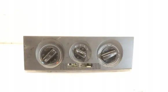 Skoda Fabia Mk1 (6Y) Interior fan control switch 