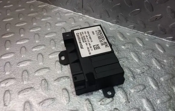 Mercedes-Benz E W212 Fuel injection pump control unit/module A2129000306 1004101660179 5WK11555EBF