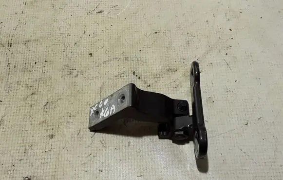 Volvo XC60 Rear door lower hinge 31424595