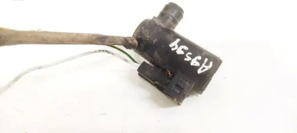 Peugeot 405 Windscreen/windshield washer pump