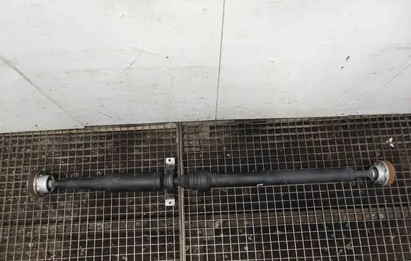 Dodge Challenger Middle center prop shaft P68312786AC 68312786AC