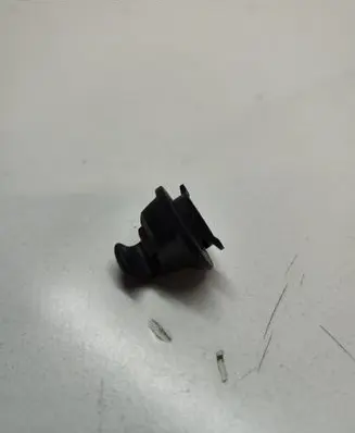 Volkswagen PASSAT B8 Sun visor clip/hook/bracket 5608575618