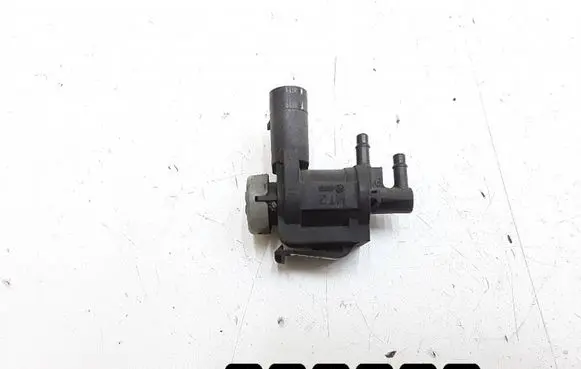 Volkswagen Touareg I Turbo solenoid valve 2500tdi1j0906283c