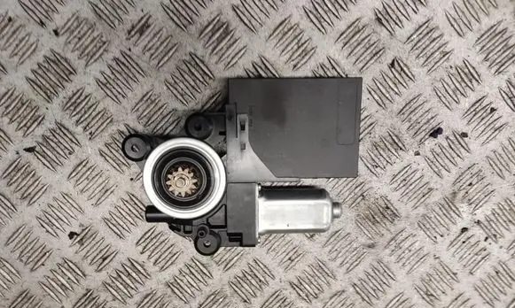 Volvo V50 Front door window regulator motor 31264786AA