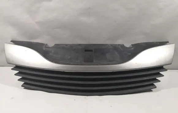 Renault Laguna II Front grill 8200390126