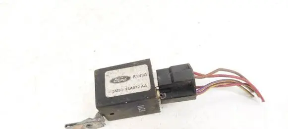 Ford Focus Other relay 3M5J14A672AA R1N9A