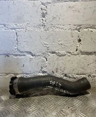 Intercooler hose/pipe