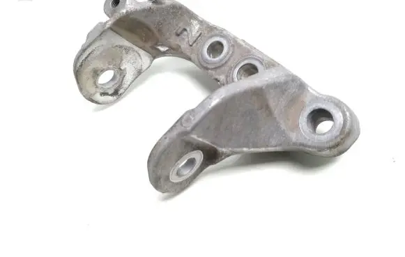 Mitsubishi ASX Engine mounting bracket