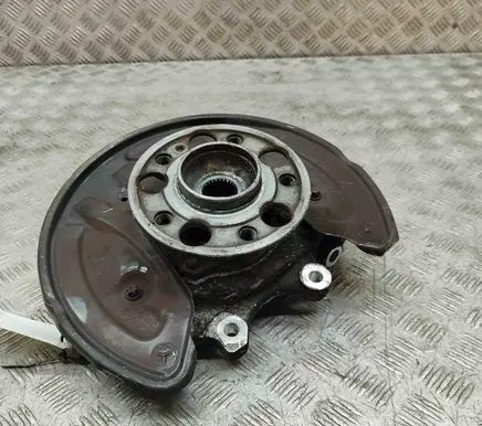 Mercedes-Benz C W205 Rear wheel hub A2053500241