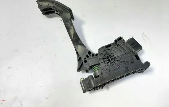 Volkswagen Polo VI Accelerator throttle pedal 2Q1723503
