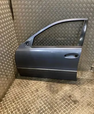 Mercedes-Benz E W211 Front door 2117201305 A2117201305