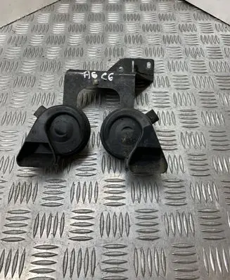 Audi A6 S6 C6 4F Horn signal