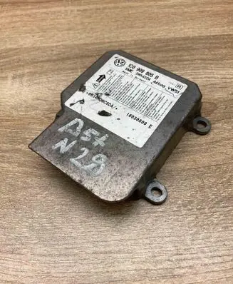 Volkswagen PASSAT B5.5 Airbag control unit/module 1C0909605B 5WK43124