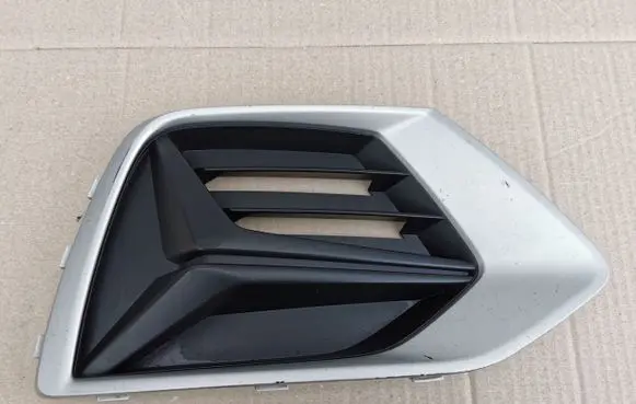 Audi Q3 F3 Front bumper lower grill 83A807682B
