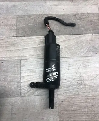 Seat Alhambra (Mk2) Headlight washer pump 3B7955681 3397236 1J0973722A