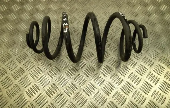 Mercedes-Benz Vito Viano W447 Rear coil spring 832