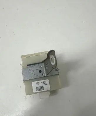 Toyota Avensis T250 Door control unit/module 8974105070 73668012