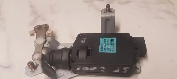 Hyundai Santa Fe Tailgate boot lock/latch motor 9575026000 F00S4A2597