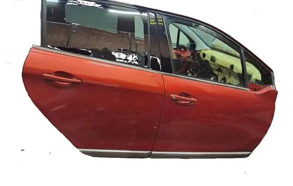 Peugeot 2008 I Front door 9802970280 9802969680