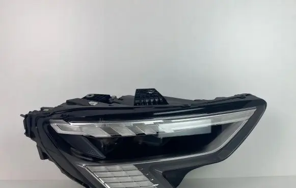 Audi A3 8Y Headlight/headlamp 8Y0941036
