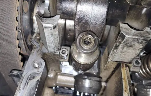 Volkswagen Caddy Fuel injector