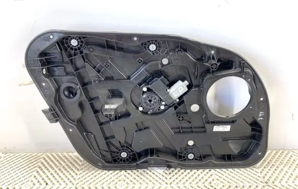 Hyundai i40 Front door window regulator with motor 813103Z000