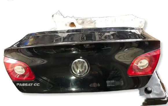 Volkswagen PASSAT CC Tailgate/trunk/boot lid 