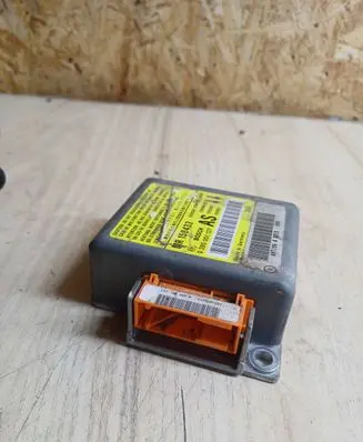 Mitsubishi Carisma Airbag control unit/module MR158433 0285001127
