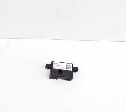 BMW X3M F97 Aerial antenna amplifier 9389560 92870811