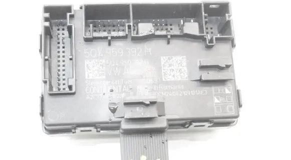 Skoda Octavia Mk4 Door control unit/module 5Q4959392H