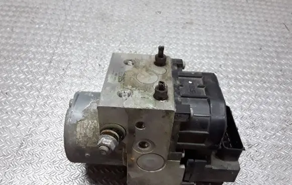 Subaru Outback ABS Pump 11000040550